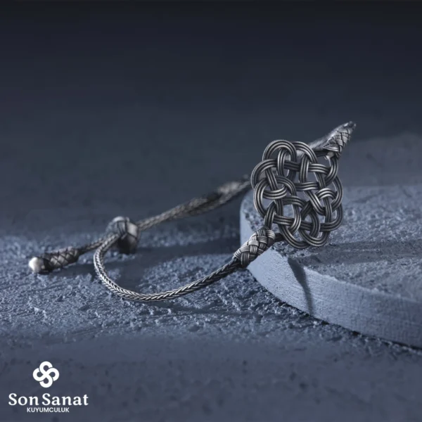 Kazaziye Örgü Bileklik Asansör Sarmaşık Modeli