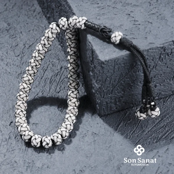 Kazaziye Örgü Tesbih Beyaz