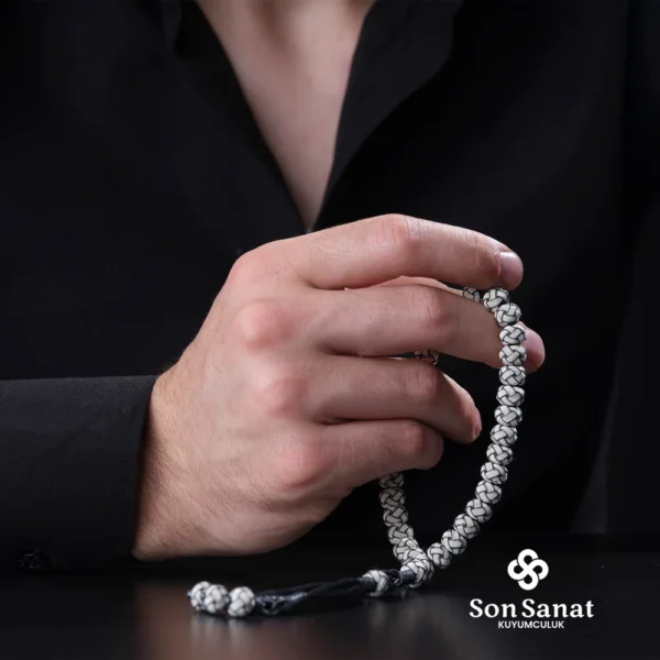 Kazaziye Örgü Tesbih Beyaz