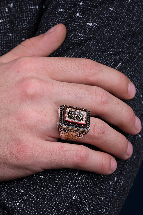 Kördüğüm Aşk Modeli