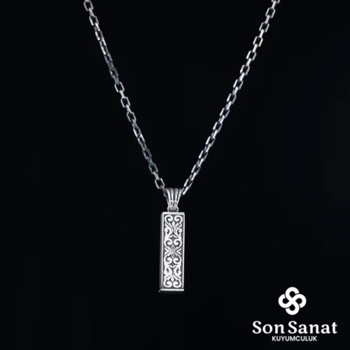 Küçük Küp 925 Ayar Gümüş Kolye Cevşen