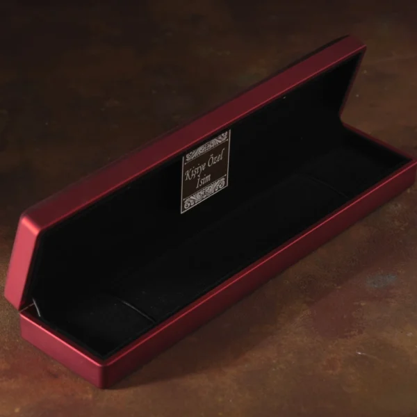 Kırmızı Işıklı Bileklik Kutusu