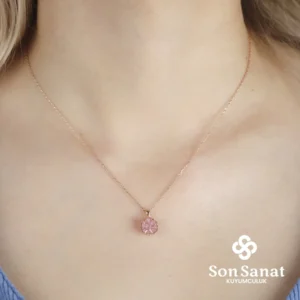 Lotus Çiçeği Kolye