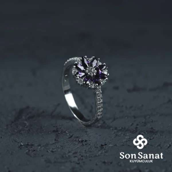 Mor Yıldız Çiçeği Yüzük