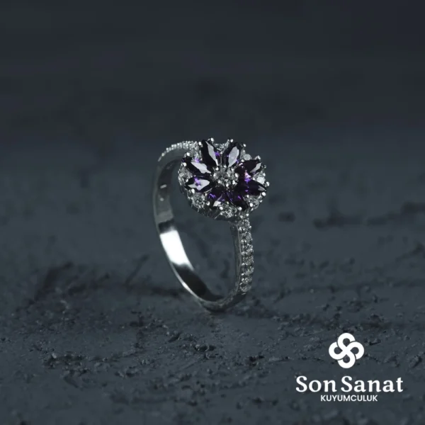 Mor Yıldız Çiçeği Yüzük