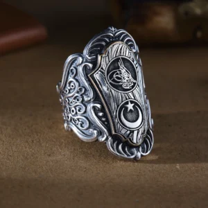 image_1950-1552.webp Osmanlı Tuğrası ve Ay yıldız İşlemeli 925 Ayar Büyük Zihgir Gümüş Erkek Yüzük