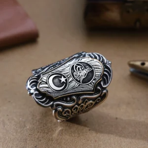 image_1950-1554.webp Osmanlı Tuğrası ve Ay yıldız İşlemeli 925 Ayar Büyük Zihgir Gümüş Erkek Yüzük