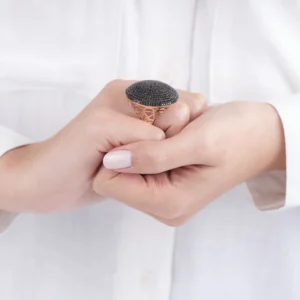 Siyah Oniks Taşlı Yuvarlak Kadın Yüzük Modelimiz