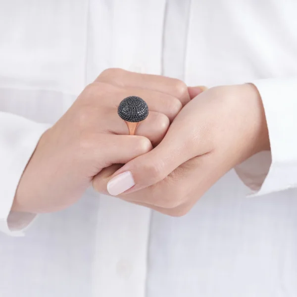 image_1950-1957.webp TOP Siyah Zirkon Kadın Yüzük Modeli