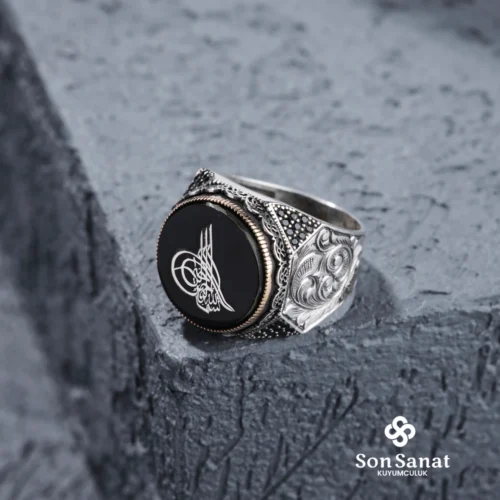 image_1950-2042.webp Tuğra Gravür Modeli Gümüş Erkek Yüzük Modeli