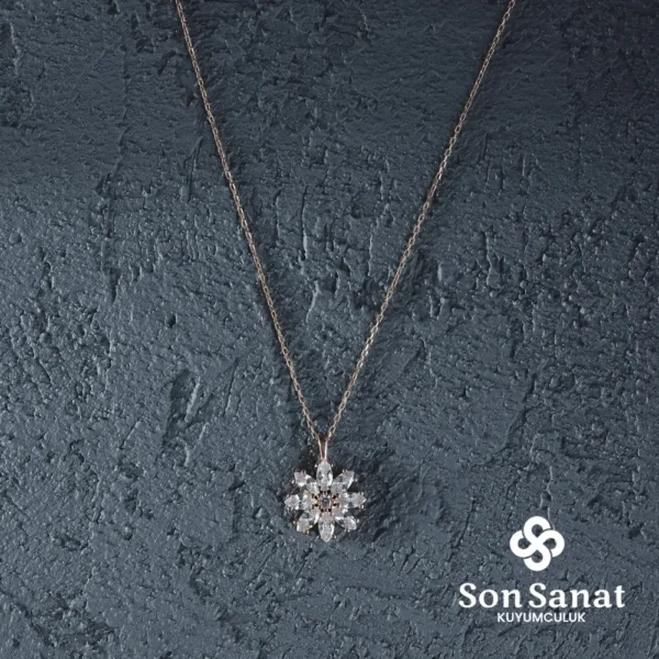 Zirkon Çiçek Kolye