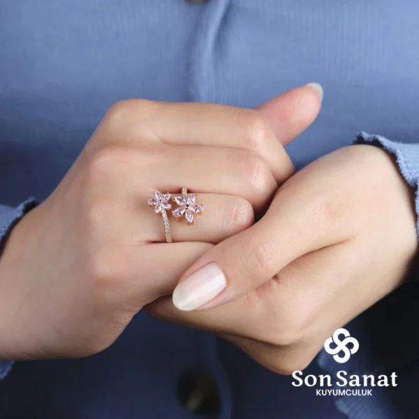 Çift Çiçek Pembe Taşlı Yüzük