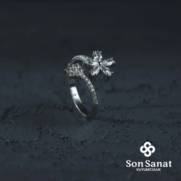 Çiçek-Miniçiçek Kadın Yüzük