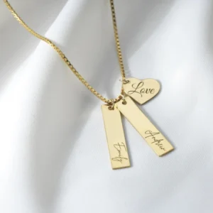 Üçlü İsimli Kolye