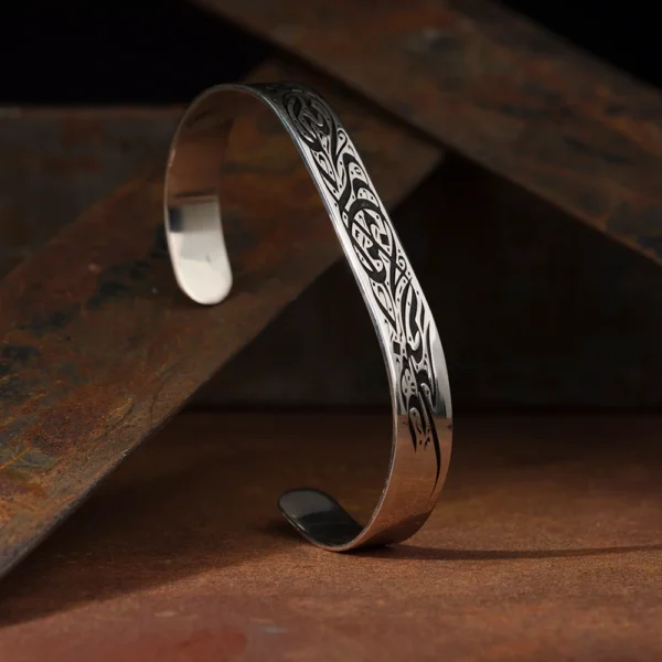 image_1950-247.webp Besmele Kelepçe Bileklik Modeli