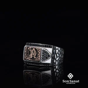 image_1950-2503.webp İtalik Cam Kırığı Harf