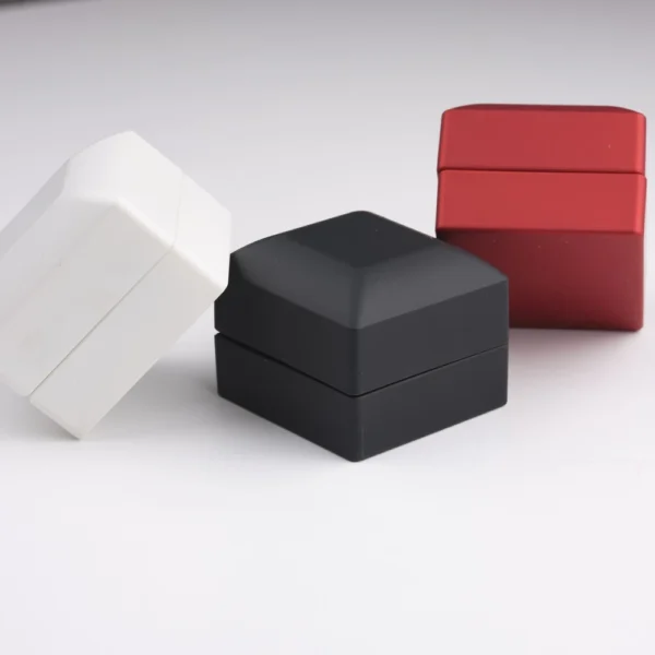 Beyaz Işıklı Yüzük Kutusu