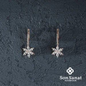 Beyaz Swaroski Küpe