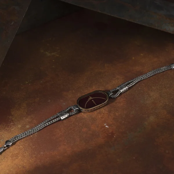 image_1950-289.webp Bordo Hiç Bileklik Modeli