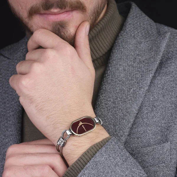 image_1950-290.webp Bordo Hiç Bileklik Modeli