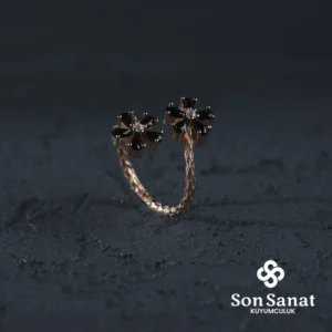 Burgulu Çiçek Kadın Yüzük