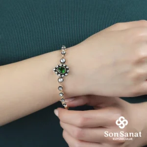 image_1950-484.webp Elmas Montür Set