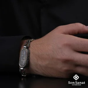 image_1950-631.webp Gravür Oval Kral Zincirli HasbinAllah 925 Ayar Gümüş Bileklik