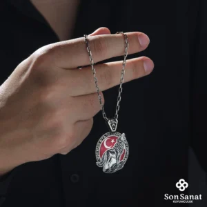 image_1950-67.webp 925 Ayar Kızıl Gök Bozkurt Gümüş Madalyon Kolye