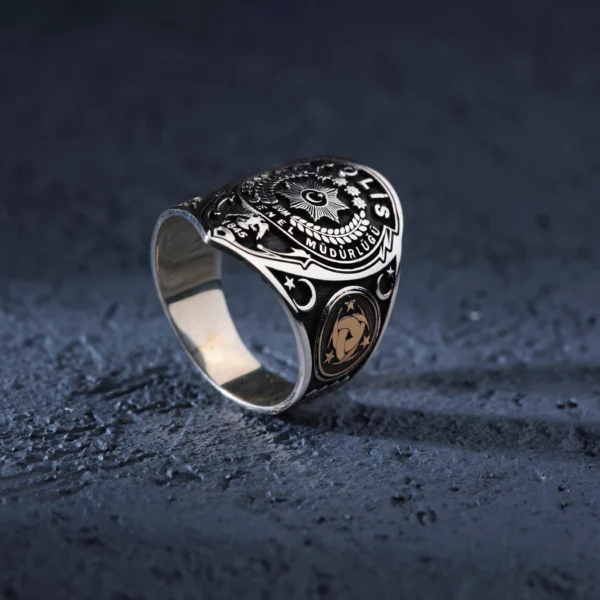 image_1950-686.webp Gümüş Polis Devre Yüzük