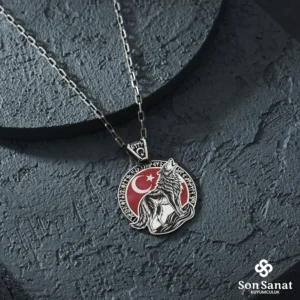 image_1950-69.webp 925 Ayar Kızıl Gök Bozkurt Gümüş Madalyon Kolye