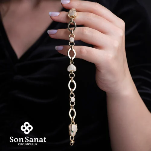 Halloy Altın Modeli Kalp Bileklik