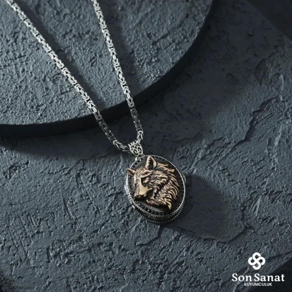 image_1950-73.webp 925 Ayar Oval Gravür Desenli Kurt Madalyon Kolye
