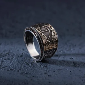 Hiç Hür Modeli Gümüş Yüzük