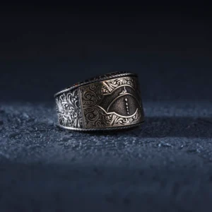 Hiç Hür Modeli Gümüş Yüzük