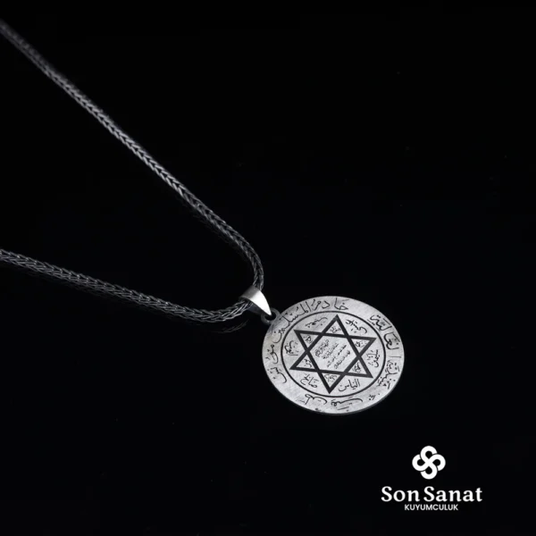 image_1950-757.webp Hz. Süleyman Mührü Kolye Mat