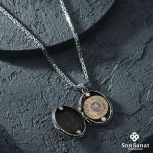 image_1950-81.webp 925 Ayar Oval Kapaklı Kurt Gümüş Madalyon Kolye