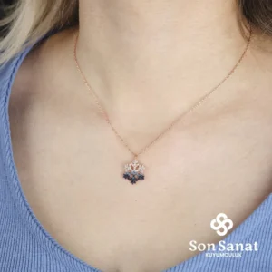 image_1950-875.webp Kar Tanesi Kolye