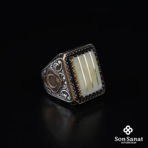 Kare Gravür Damla Yarma 925 Ayar Gümüş Yüzük