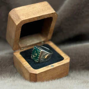 Kare Yeşil Akik Üzerine İşlenmiş Elifvav Sembolü 925 Ayar Gümüş Erkek Yüzüğü