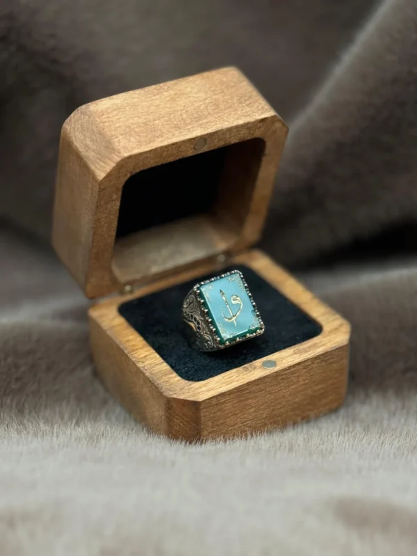 Kare Yeşil Akik Üzerine İşlenmiş Elifvav Sembolü 925 Ayar Gümüş Erkek Yüzüğü