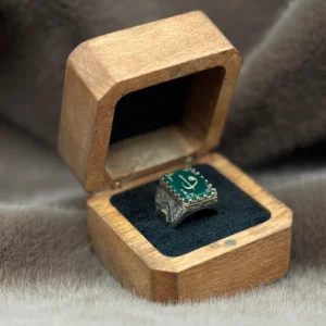 Kare Yeşil Akik Üzerine İşlenmiş Elifvav Sembolü 925 Ayar Gümüş Erkek Yüzüğü