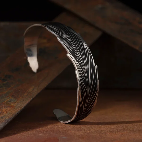 image_1950-981.webp Kartal Tüyü Bileklik Modeli