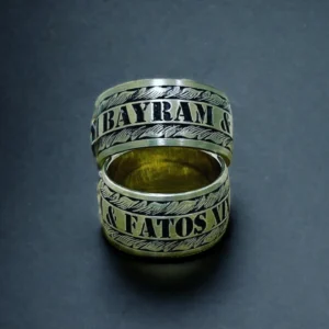 Eşlere Özel İsimli Çift Alyans