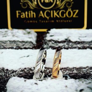 Çizgi Desenli Çift Alyans